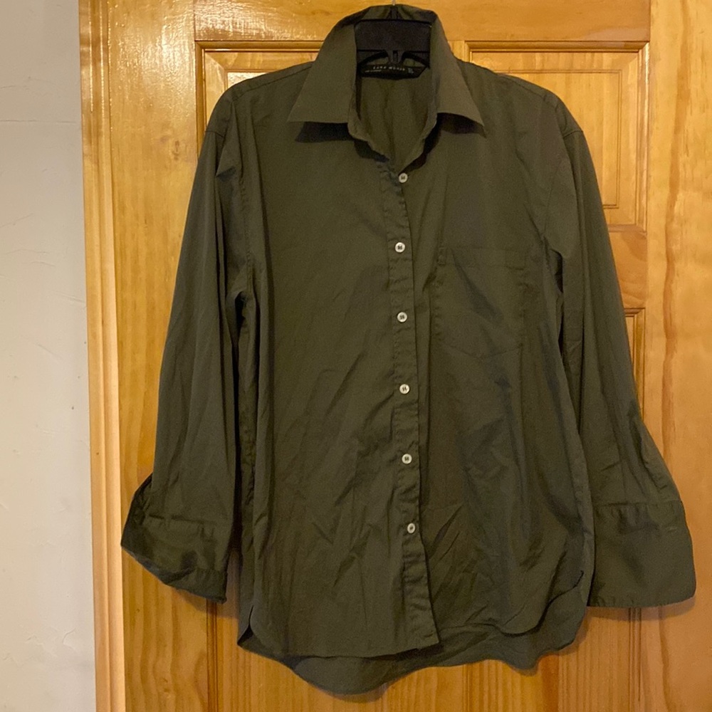 Zara Woman Beautiful Green Cotton Blend Very Stretchy ButtonDown Shirt NeverUsed